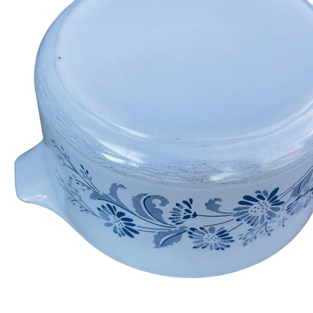 Vintage Pyrex Colonial Mist White and Blue 474-B 1.5L Casserole Dish - Picture 5 of 6